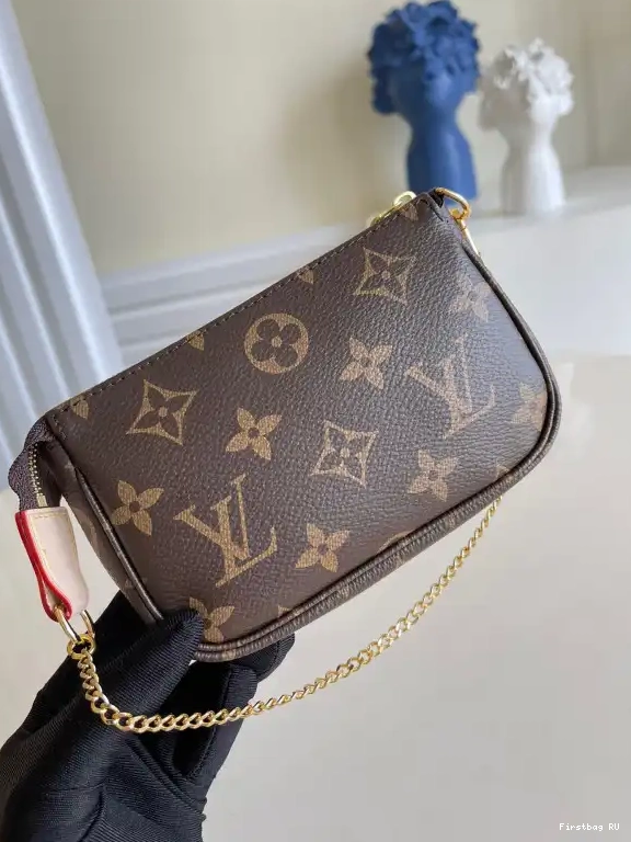 Firstbag ru POCHETTE ACCESSOIRES MINI LOUIS VUITTON 0523